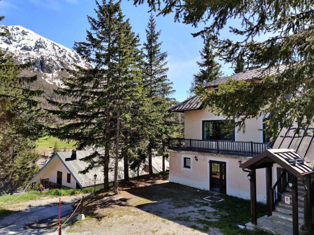 Albergo-Chalet in vendita a Claviere