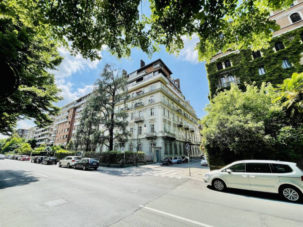 Appartamento di alta rappresentanza. 260 mq. Valentino.