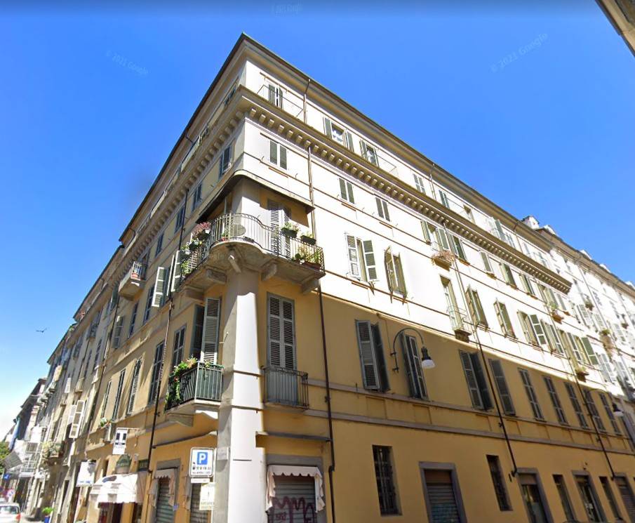 Appartamento ristrutturato nel cuore del quadrilatero romano