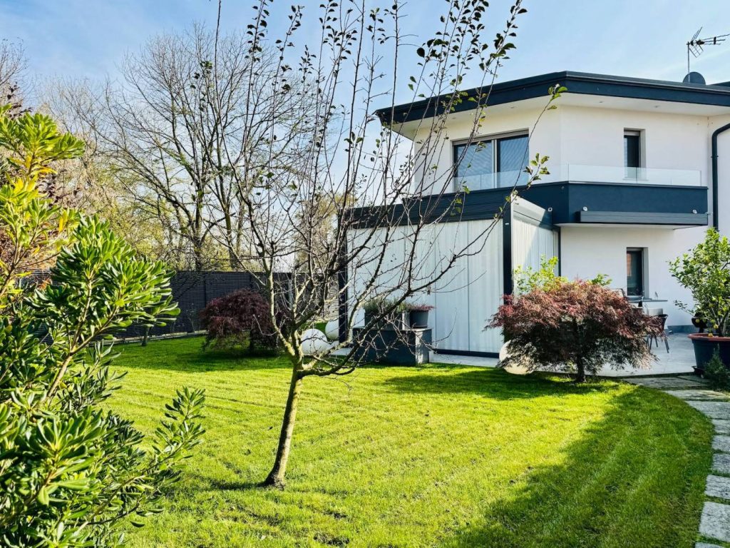 Villa Hi-tech Settimo Torinese. Massima privacy. Nuova.