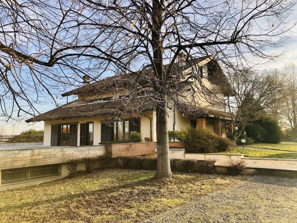 Villa di pregio a Ciriè. Parco